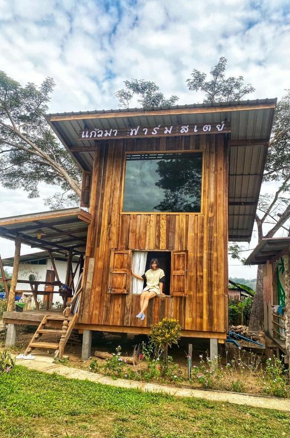 Kaewma Farmstay Khuang Kom Esterno foto