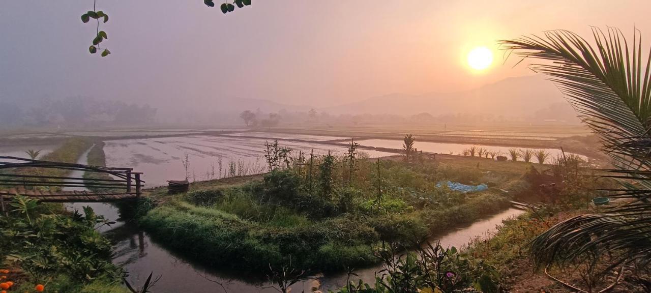 Kaewma Farmstay Khuang Kom Esterno foto
